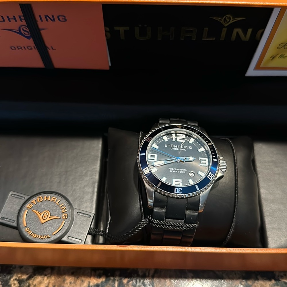 Stührling Swiss Professional Diver Watch